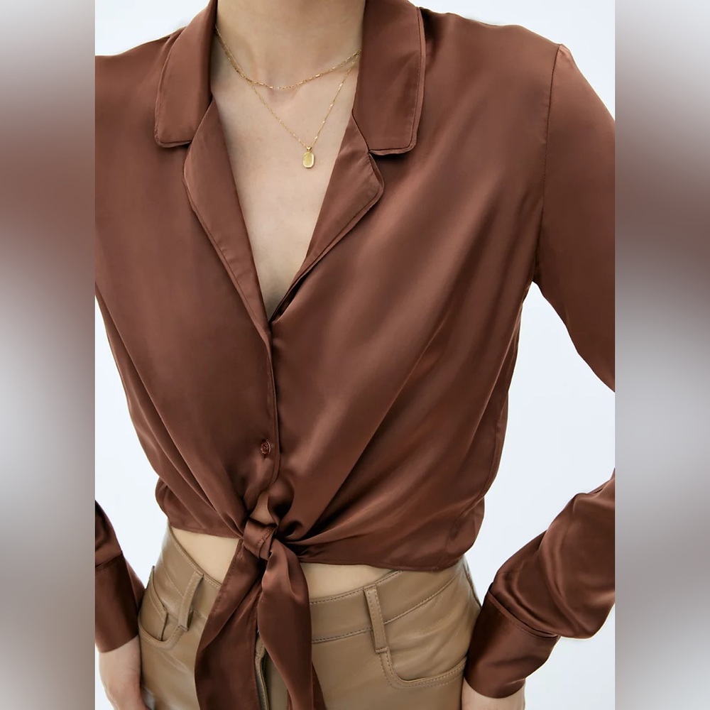Wilfred Aritzia tie front blouse